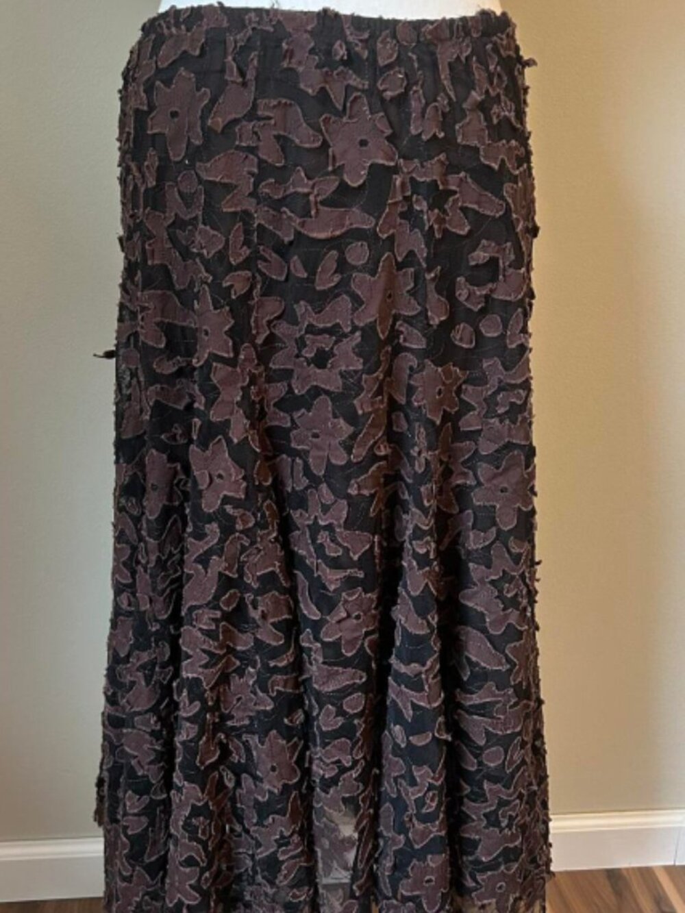 Coldwater Creek Retro Flower Embroidered Skirt